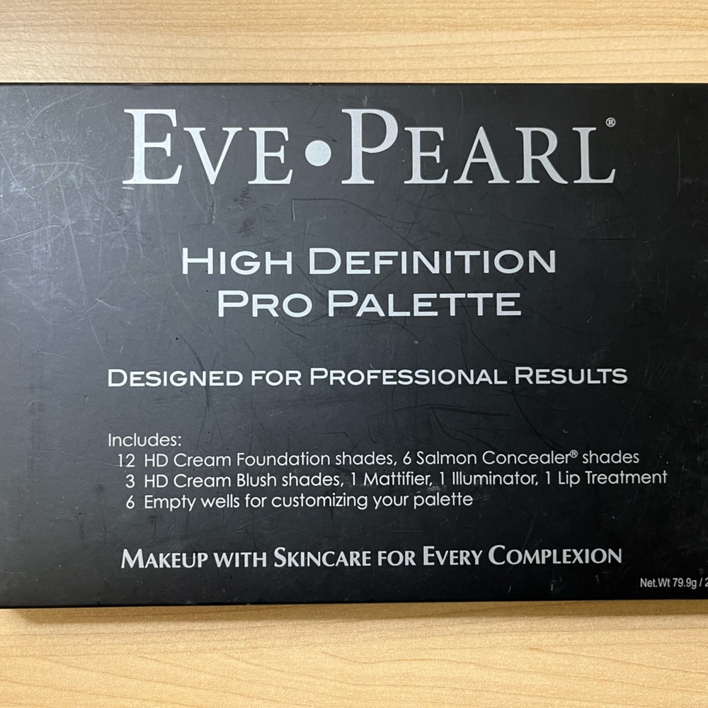 Eve Pearl HD Pro 24 Pc Palette - Foundation, Blush, Concealer, Mattifier